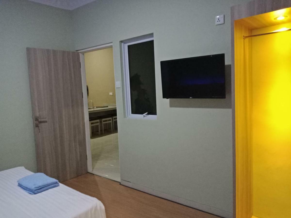 Hotel Sleeprest @ Golden Prima Batam Exteriér fotografie